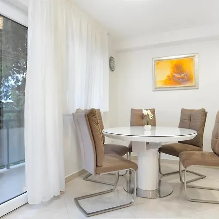 Appartement With Wifi - 19143 *