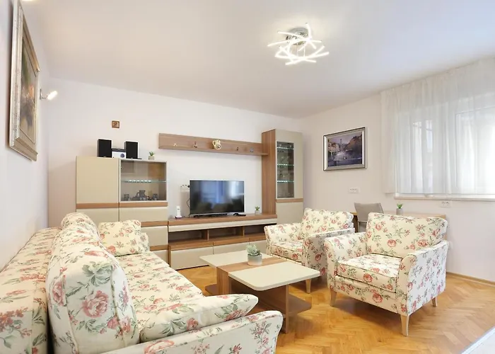 Appartamento With Wifi - 19143 *